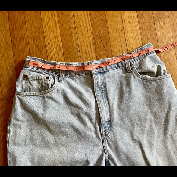 90s Vintage Levis 551 Light Wash Jeans Sz 16 - Picture 6 of 12